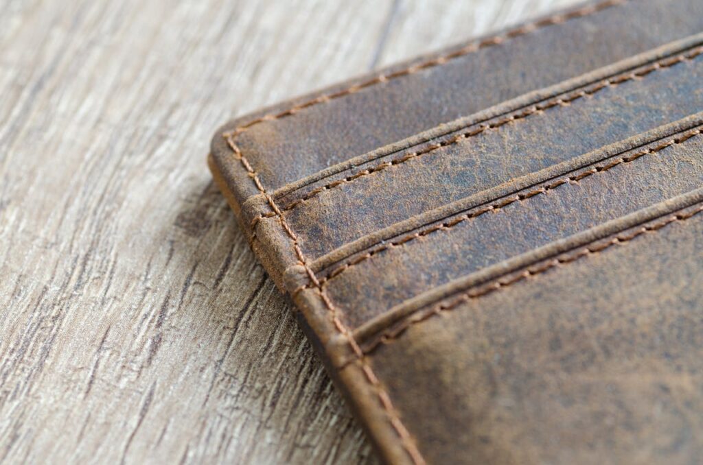 Leather Wallet for Beginner Leatherworking